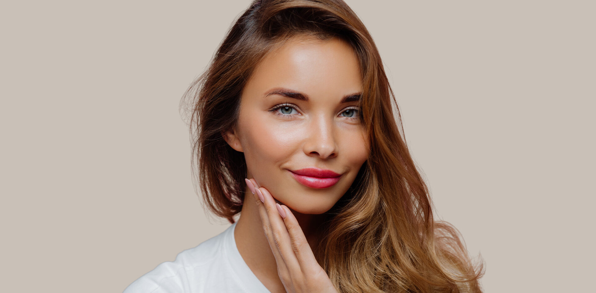 Gesichtsbehandlungen mit OP in Berlin