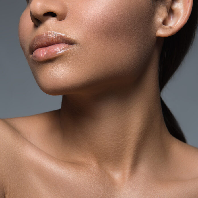 Halsstraffung mit Necktite