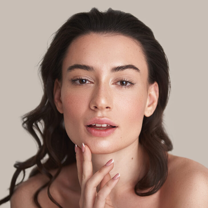 Faltenunterspritzung mit Hyaluron in Berlin