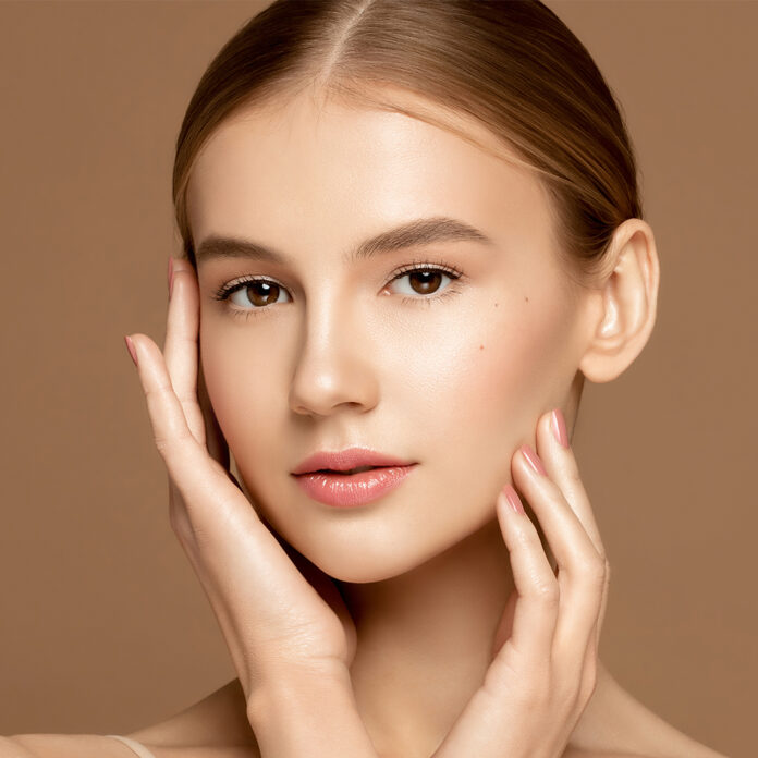 Gründe für ein Augenbrauenlifting