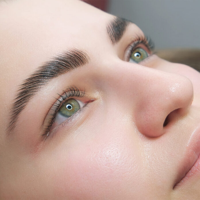 Wann darf ein Augenbrauenlifting nicht durchgeführt werden