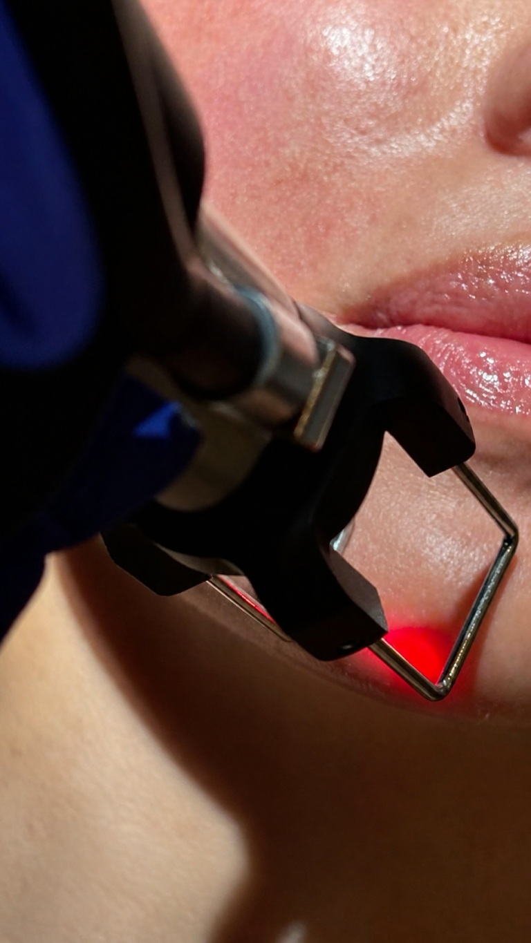 Dr. Katharina Brüggemann erklärt mögliche Anliegen für den CO₂-Laser